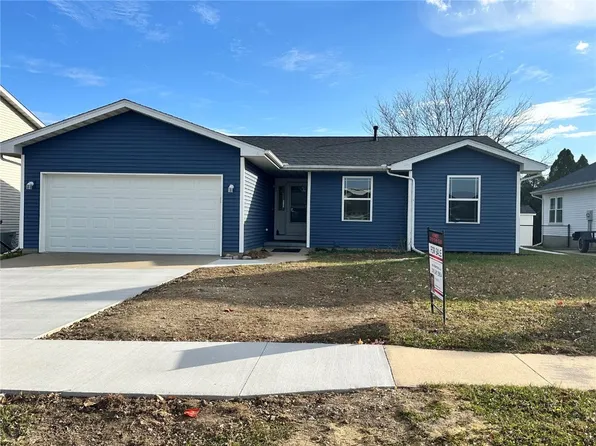 3619 King Dr SW, Cedar Rapids, IA 52404