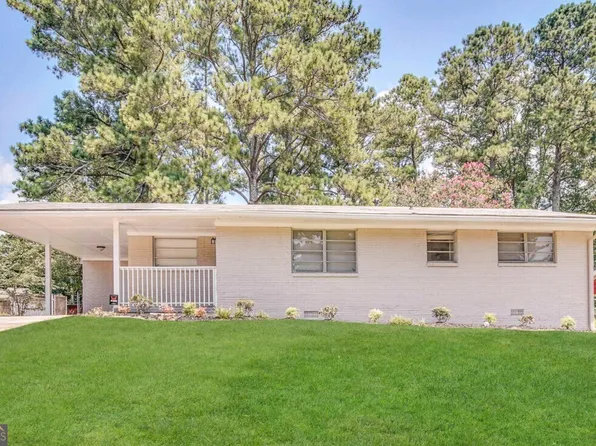 2610 Preston Dr, Decatur, GA 30034