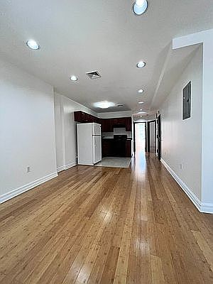 5th image of 1244 Herkimer St APT 2