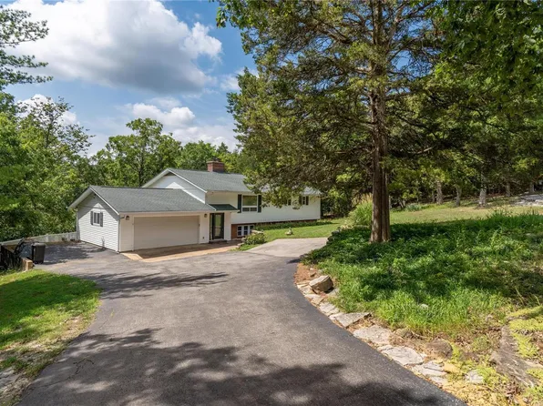 8366 John McKeever Rd, House Springs, MO 63051