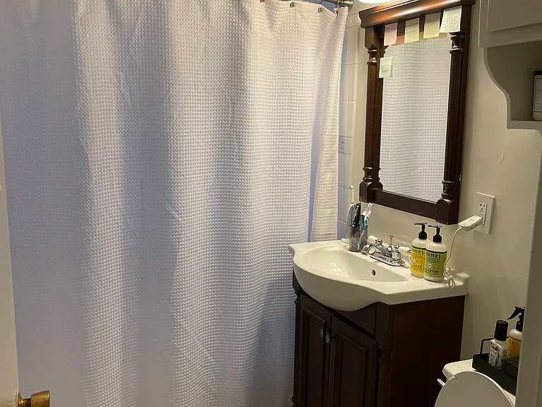 1444 Barry Ave #2A — Photo 9