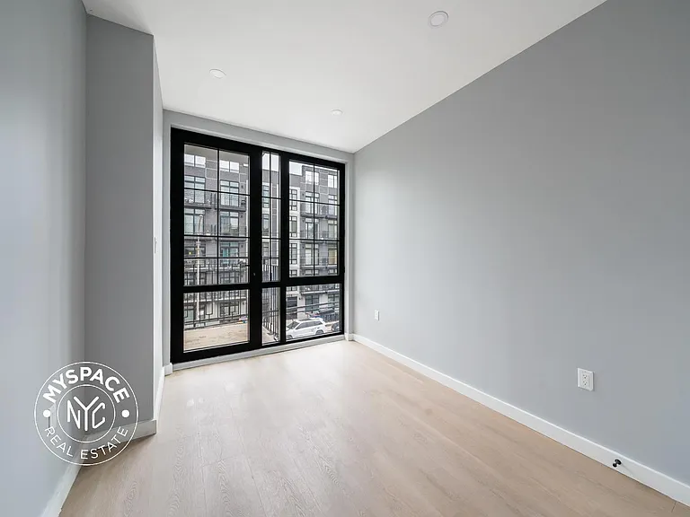 3511 Farragut Rd #3C — Photo 6