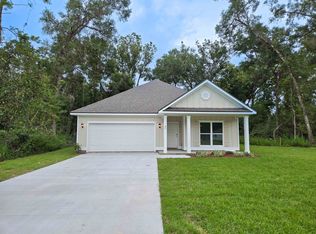 25 Getaway Ln, Crawfordville, FL 32327