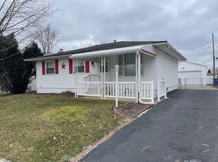 3920 Ivorton Rd W, Columbus, OH 43207