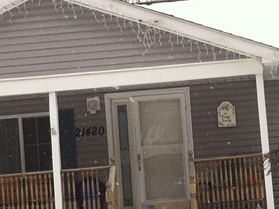 4th image of 21420 Saint Francis St