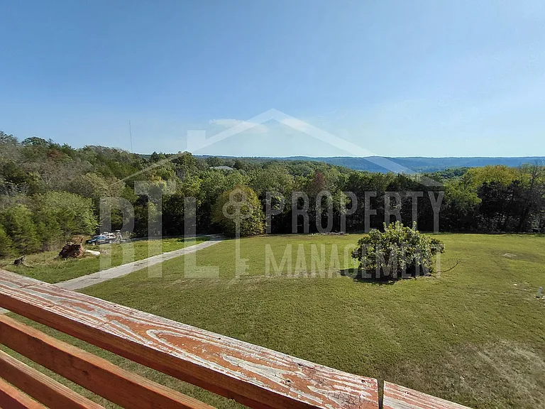 510 Chisholm Trl — Photo 16