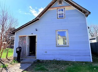2221 E Lynn St, Anderson, IN 46016