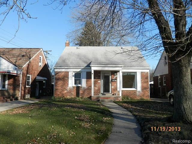 1st image of 7010 N Vernon St