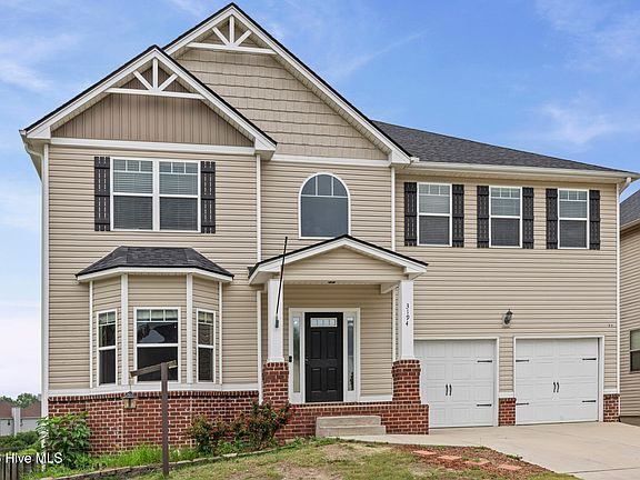 3rd image of 3194 Waverly Lane