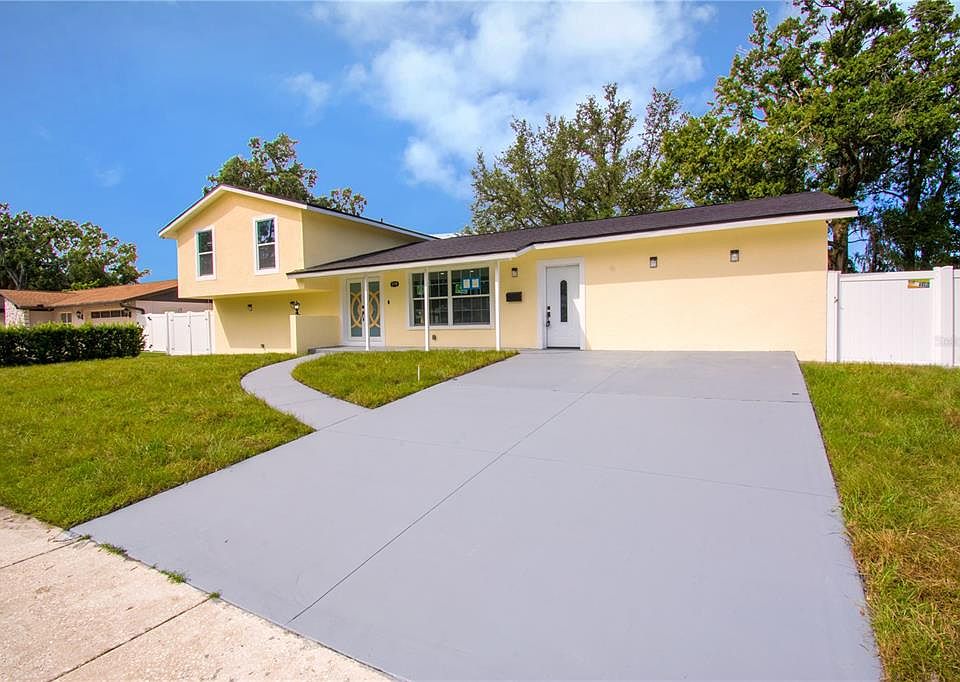 1st image of 6708 Gateway Dr