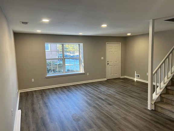 4th image of 23 Nottingham Way