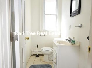 62 Algonquin Rd #2, Chestnut Hill, MA 02467