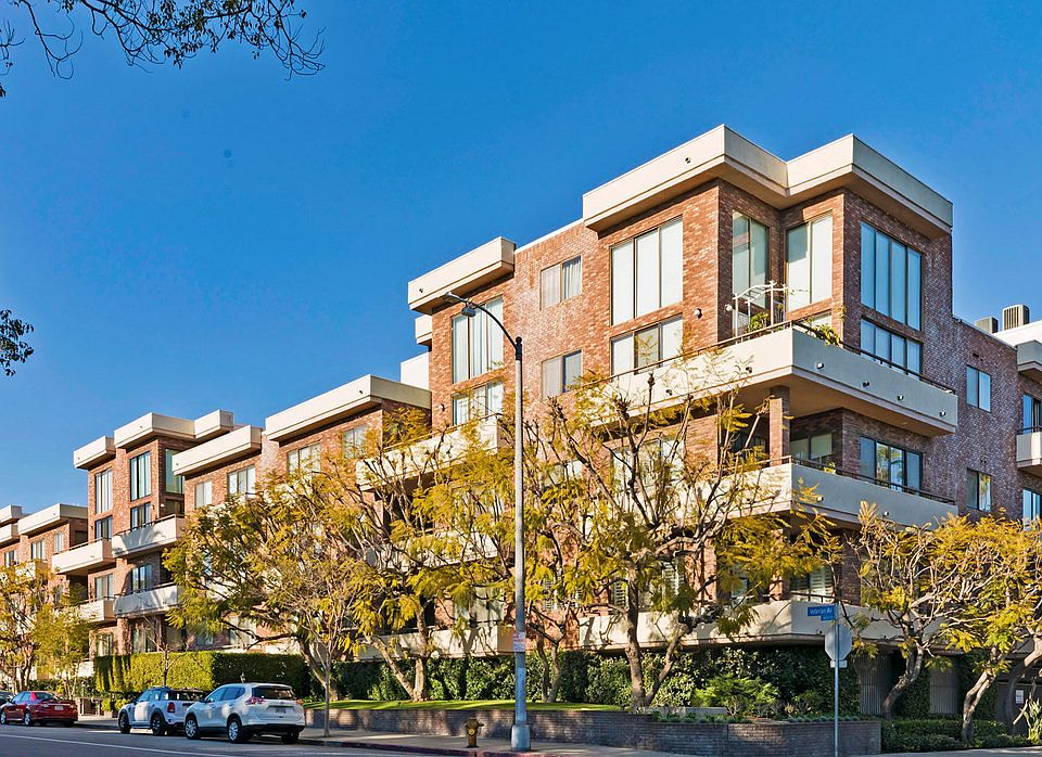 1st image of 1880 Veteran Ave APT 109