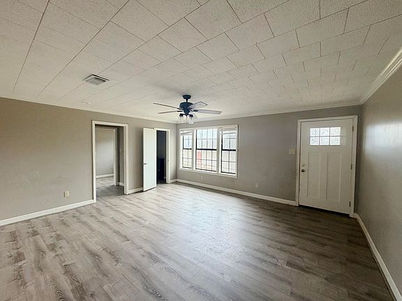 5th image of 60056 Hatley Rd