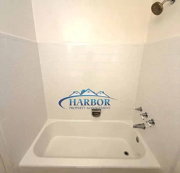 1650 Park Ave #1650 — Photo 11