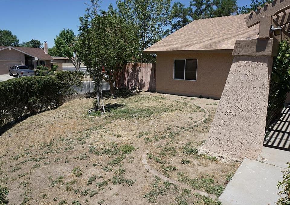 1st image of 521 E Avenue J5