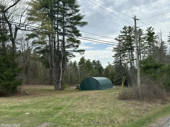 610 Liddle Harris Road, Putnam Station, NY 12861