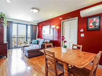 Sold by Avenue Sotheby's International Realty