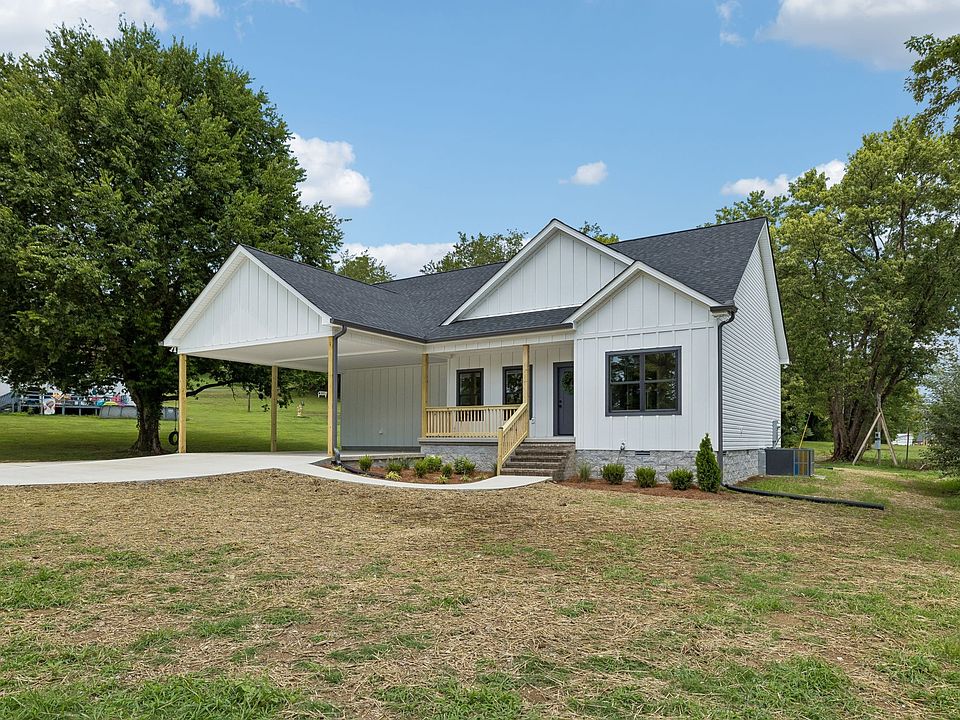 1st image of 295 Meadow Dr