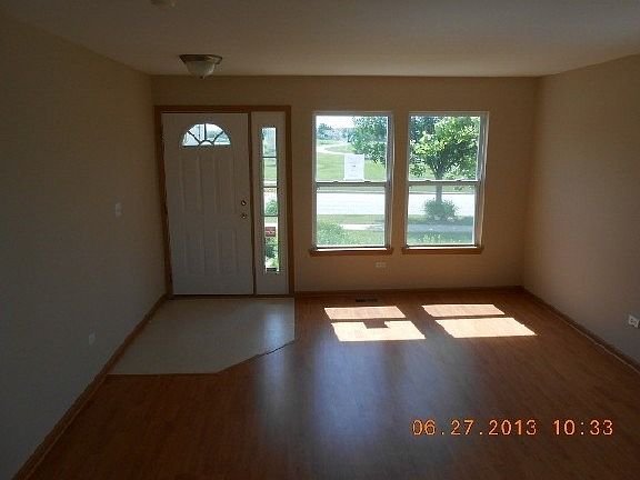 2nd image of 3220 Kennedy Dr
