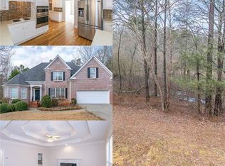 3792 Lake Edge Dr, Suwanee, GA 30024