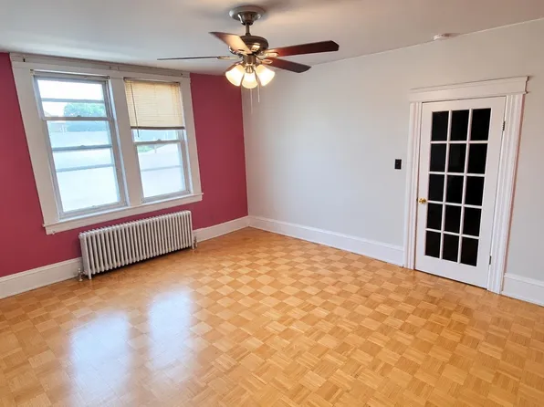 754 Kennedy Boulevard image 1 of 47