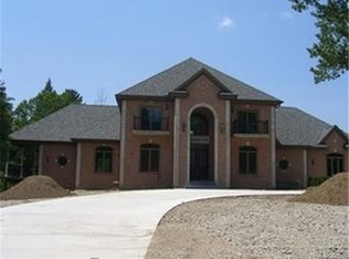 1771 Maplewood Ave, Bloomfield Hills, MI
