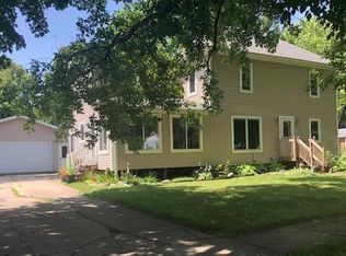 423 Dieckman St NE, Titonka, IA 50480