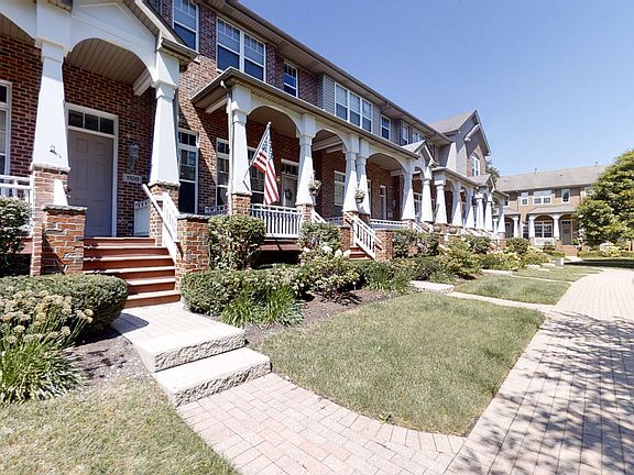 2nd image of 1107 Longwood Dr