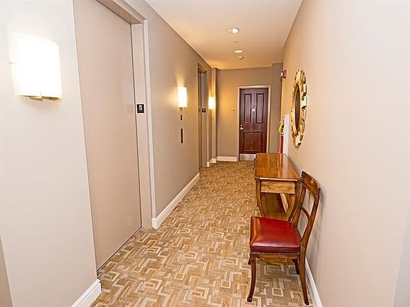 2nd image of 151 Fort Pitt Blvd APT 1101