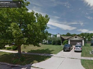 908 W Wascher Dr, Urbana, IL