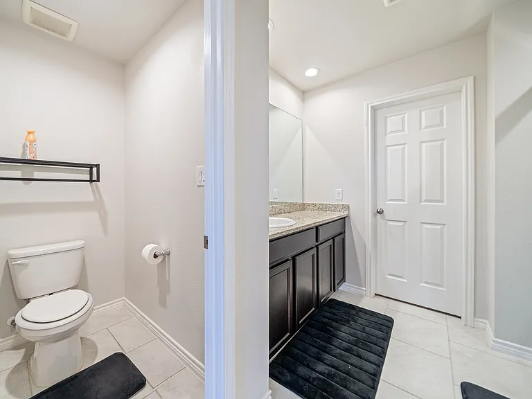 2314 Quiet Ln — Photo 8