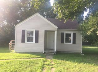 514 Riverview Rd, Colonial Heights, VA 23834