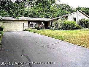 1st image of 144 Edgewood Dr W