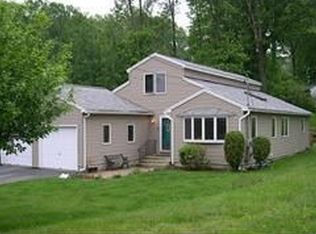 12 Cuba Rd, Worcester, MA 01603