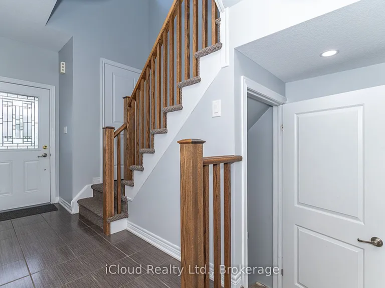 113 Echovalley Dr — Photo 36