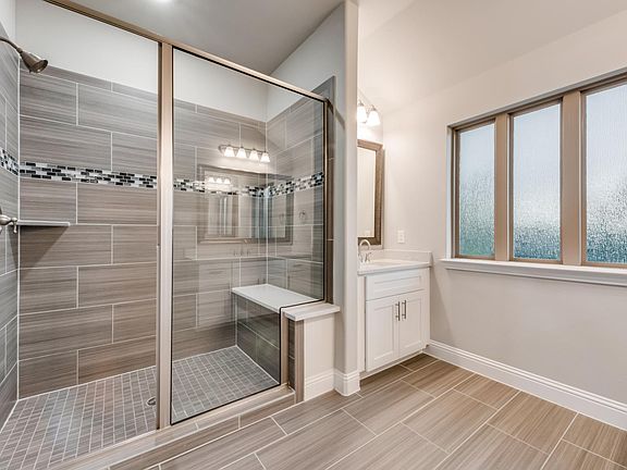 2nd image of 6413 Burbank Way