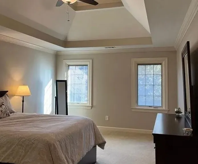 2438 Kings Arms Dr — Photo 3