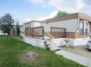 6443 Amanda Ln, Ravenna, OH 44266