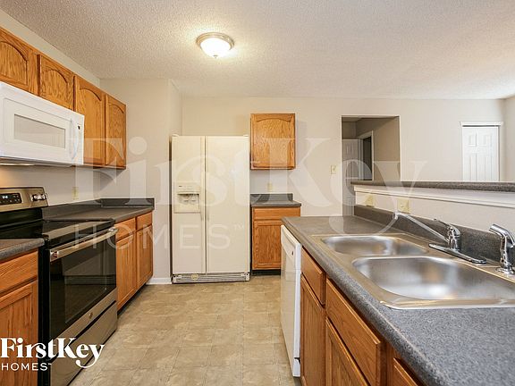 5th image of 9021 Southernwood Way