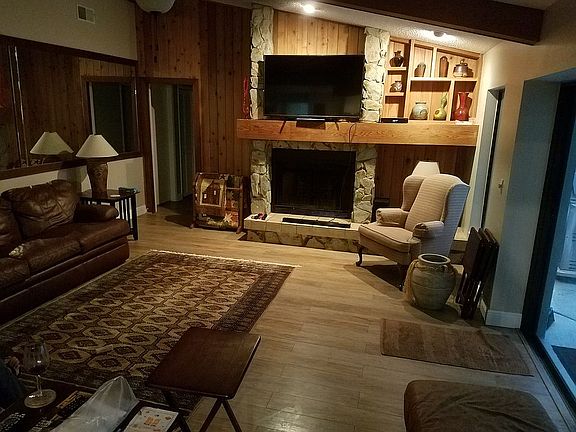 4th image of 3174 Edgemoor Dr