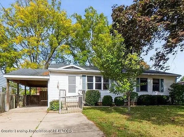 709 Roosevelt St, Mason, MI 48854