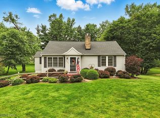 3223 Weber Dr, Barberton, OH 44203