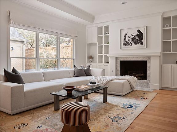 2nd image of 2838 Montebello Rd #C-17