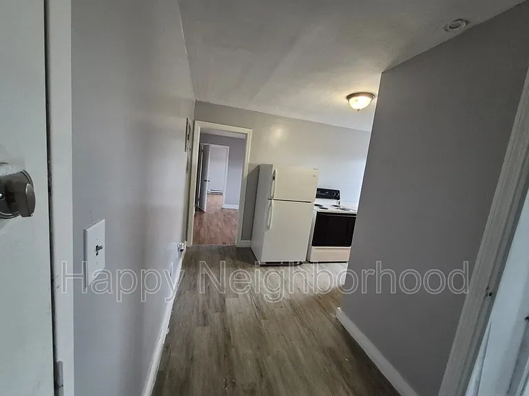 5-7 Upson St #5 — Photo 2