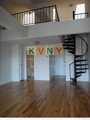 Rented by KVNY Soho | media 47