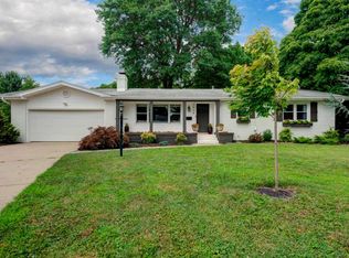 2424 S Hillsboro Ave, Springfield, MO 65804