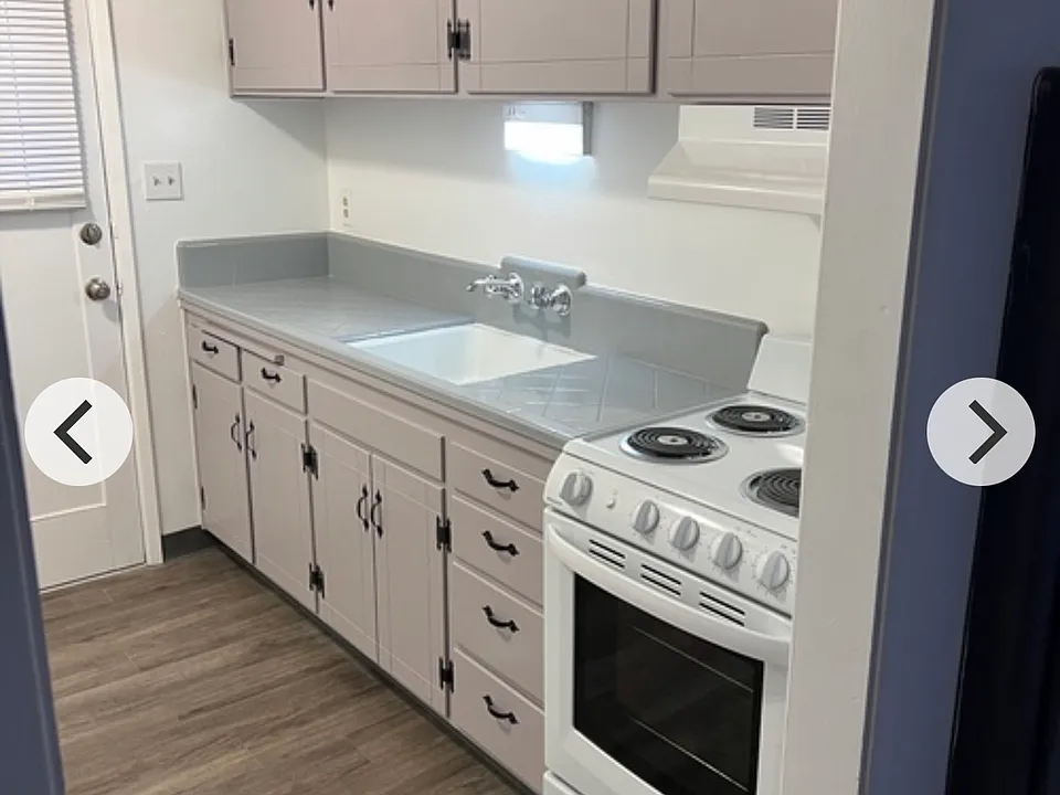 1434 W Clinton Ave #1434