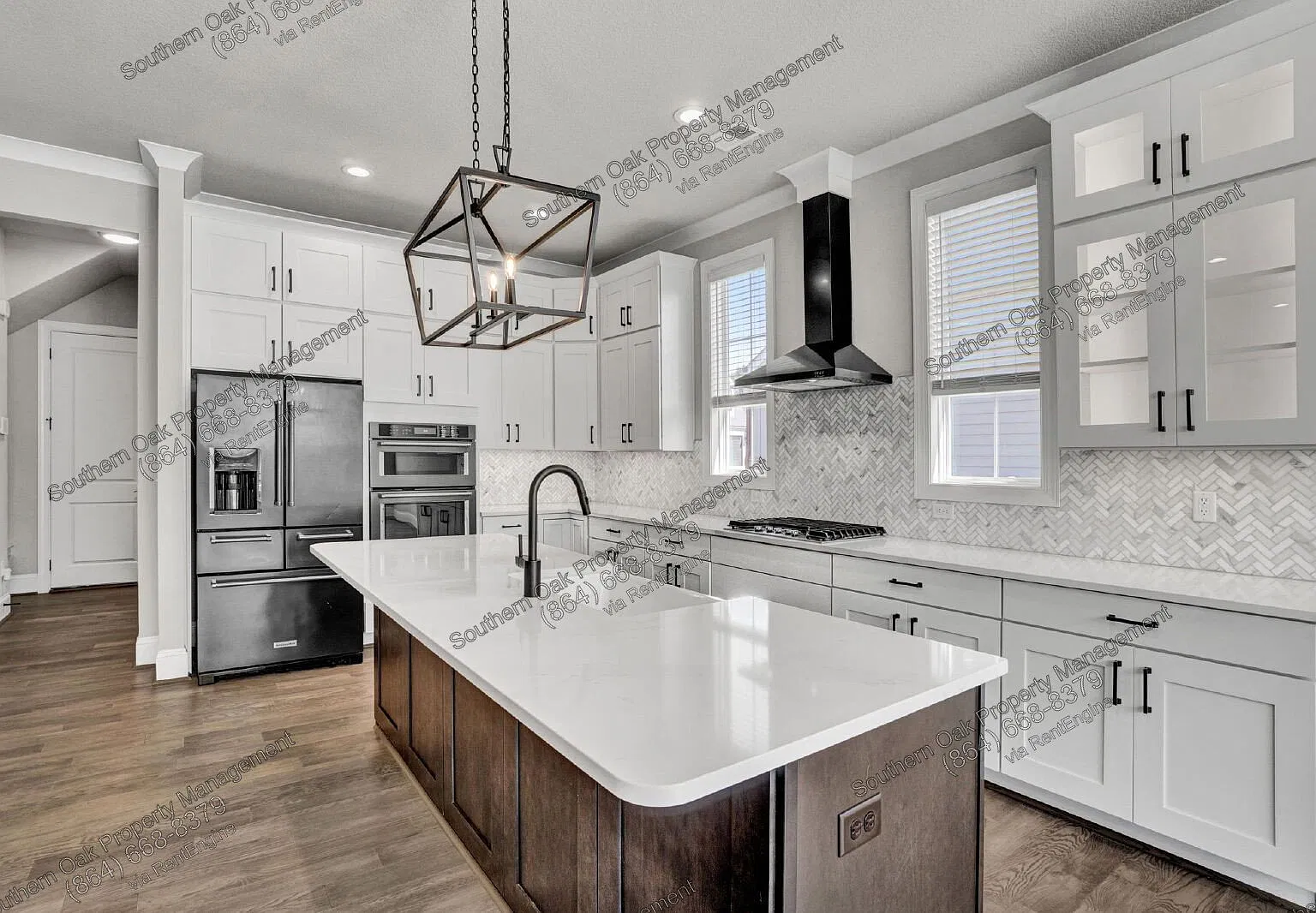4 bed, 2.5 bath, 2746 sqft, $4,200 — Photo 3