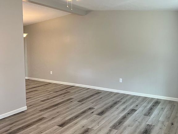 2nd image of 1237 E Drachman St